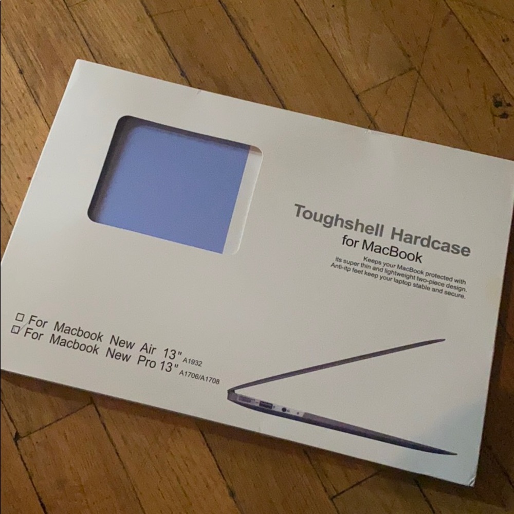 Hard shell case for MacBook Pro